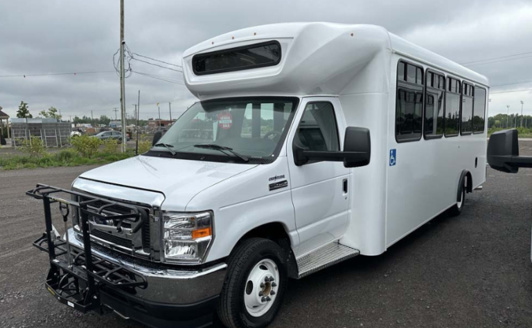 ARBOC low floor minibus