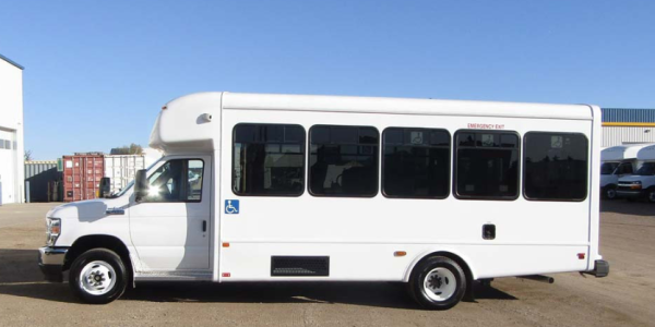 StarTrans minibus